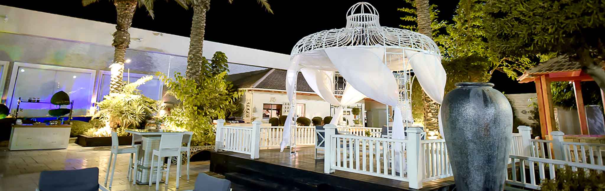 חופה בגן אירועים בחתונה