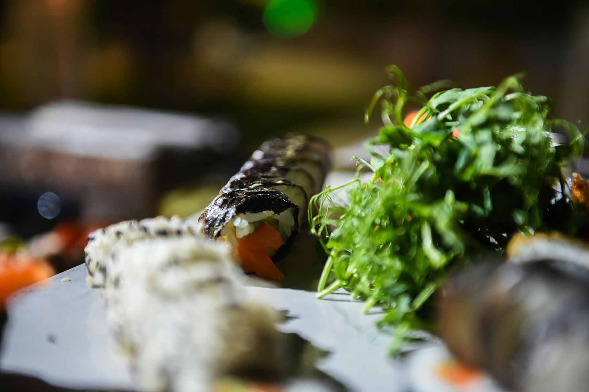 מנת סושי מיוחדת