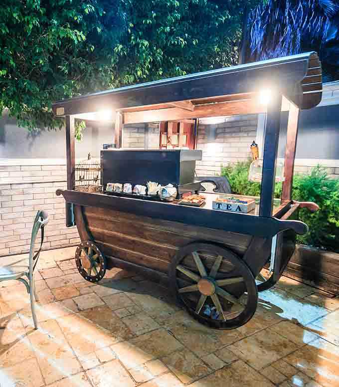 עמדת בופה בגן האירועים